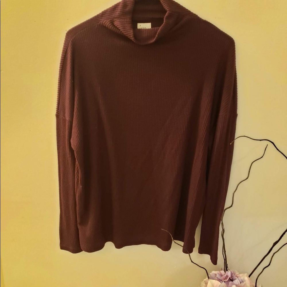 Targets everyday plum turtleneck in medium